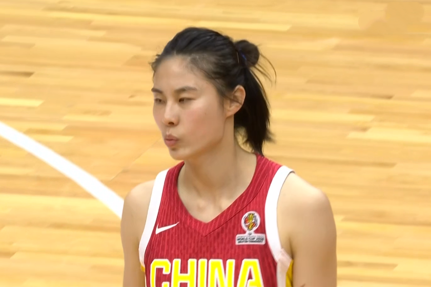 49图库-中国女篮险胜捷克,王思雨末节连砍9分拒绝逆转,张子宇4分2篮板